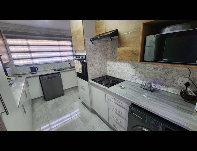 3 BEDROOM HOUSE FOR SALE IN MAYBERRY PARK